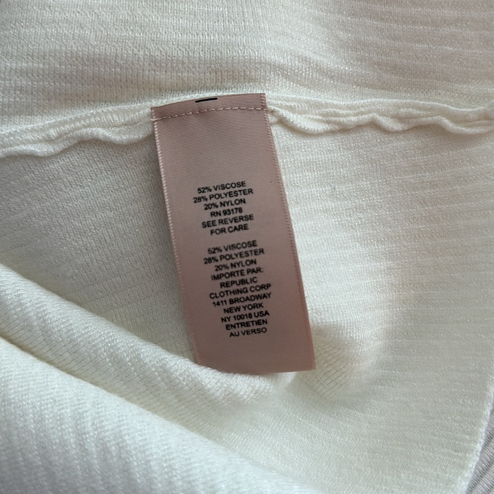 NWT Philosophy White Sweater with Black Detailing Zs.L - Picture 12 of 14